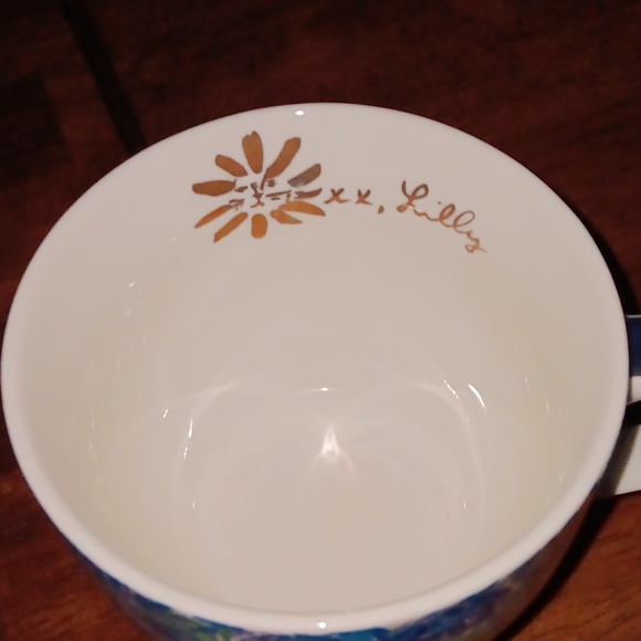 Lilly Pulitzer Blue Floral Mug ■ Gold-Toned Handle - Picture 5 of 6